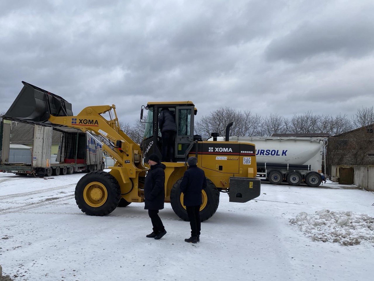 photo_2025-11-19_22-21-35